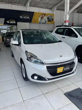 PEUGEOT 208 1.6 ALLURE 16V FLEX 4P AUTOMÁTICO PEUGEOT 208 1.6 ALLURE 16V FLEX 4P AUTOMÁTICO