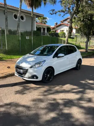 PEUGEOT 208 1.6 GRIFFE 16V FLEX 4P AUTOMÁTICO