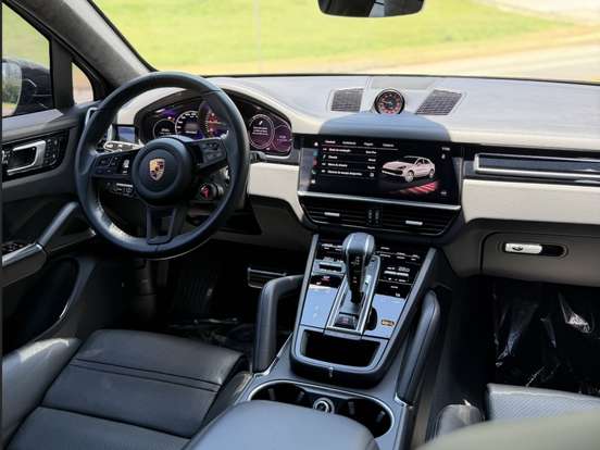 PORSCHE-CAYENNE-2022