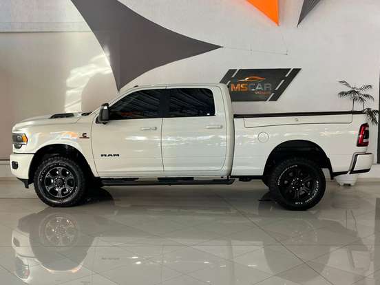 RAM-2500-6.7 I6 TURBO DIESEL LARAMIE NIGHT EDITION CD 4X4 AUTOMÁTICO RAM-2500-2023