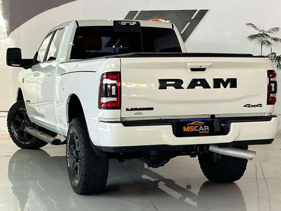 RAM-2500-6.7 I6 TURBO DIESEL LARAMIE NIGHT EDITION CD 4X4 AUTOMÁTICO RAM-2500-2023