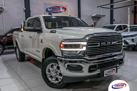 RAM 3500 6.7 I6 TURBO DIESEL LARAMIE CD 4X4 AUTOMÁTICO