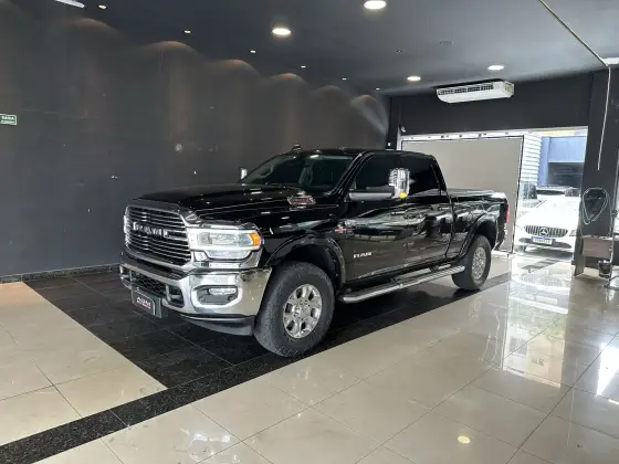 RAM 3500 6.7 I6 TURBO DIESEL LARAMIE CD 4X4 AUTOMÁTICO