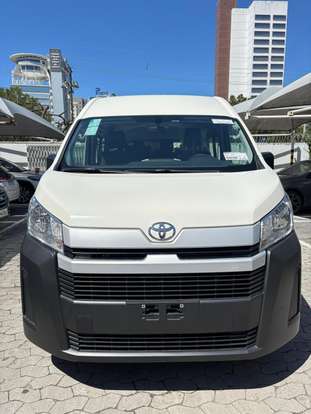 TOYOTA-HIACE-2024