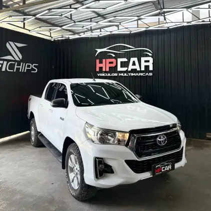 TOYOTA HILUX 2.8 SR 4X4 CD 16V DIESEL 4P AUTOMÁTICO