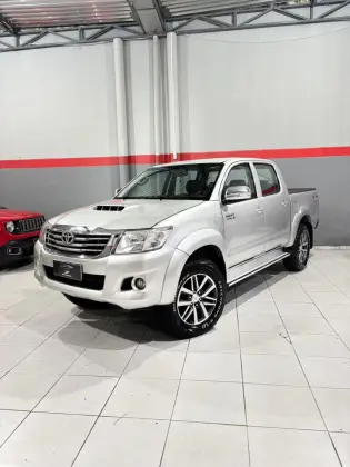 TOYOTA HILUX 3.0 SRV 4X4 CD 16V TURBO INTERCOOLER DIESEL 4P AUTOMÁTICO