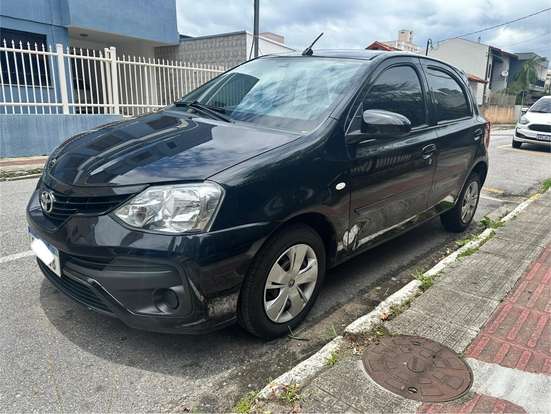 TOYOTA-ETIOS-1.5 XS 16V FLEX 4P AUTOMÁTICO TOYOTA-ETIOS-2017