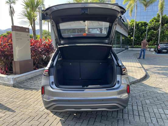 VOLKSWAGEN-NIVUS-2025