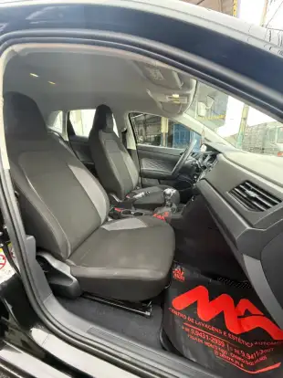 VOLKSWAGEN-POLO-2023