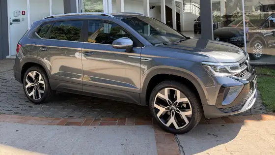 VOLKSWAGEN TAOS 1.4 250 TSI TOTAL FLEX HIGHLINE AUTOMÁTICO
