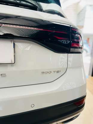 VOLKSWAGEN-T-CROSS-2021