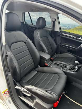 VOLKSWAGEN-GOLF-1.4 TSI HIGHLINE 16V GASOLINA 4P AUTOMÁTICO VOLKSWAGEN-GOLF-2013