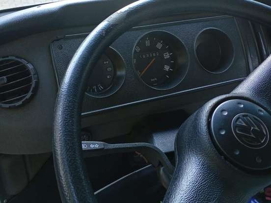 VOLKSWAGEN-KOMBI-1.6 LUXO 8V GASOLINA 3P MANUAL VOLKSWAGEN-KOMBI-1996
