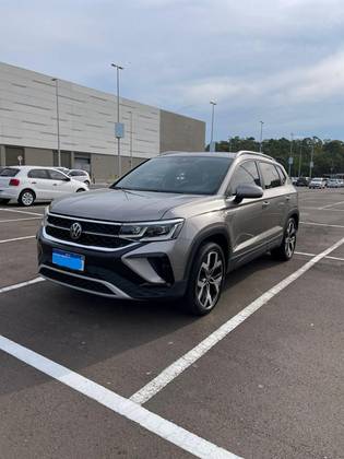 VOLKSWAGEN TAOS 1.4 250 TSI TOTAL FLEX HIGHLINE AUTOMÁTICO