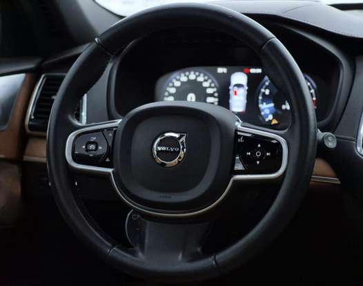 VOLVO-XC90-2.0 D5 DIESEL INSCRIPTION AWD GEARTRONIC VOLVO-XC90-2018