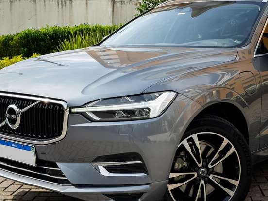 VOLVO-XC60-2.0 T8 HYBRID MOMENTUM AWD GEARTRONIC VOLVO-XC60-2020