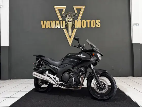 YAMAHA TDM 900 