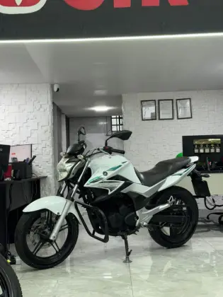 YAMAHA YS 250 FAZER BLUEFLEX 