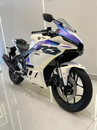 YAMAHA YZF R3 ABS CONNECTED YAMAHA YZF R3 ABS CONNECTED