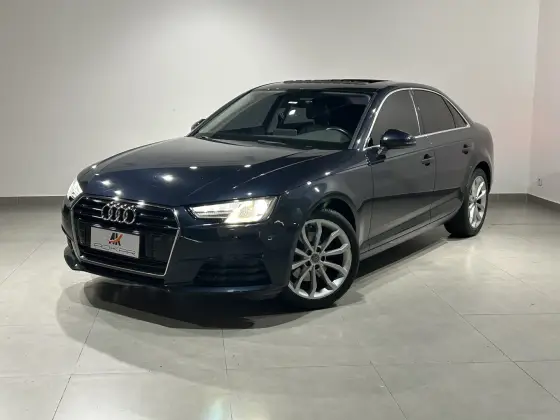AUDI A4 2.0 TFSI AMBIENTE GASOLINA 4P S TRONIC