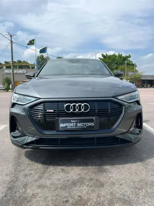AUDI E-TRON ELÉTRICO SPORTBACK PERFORMANCE BLACK QUATTRO