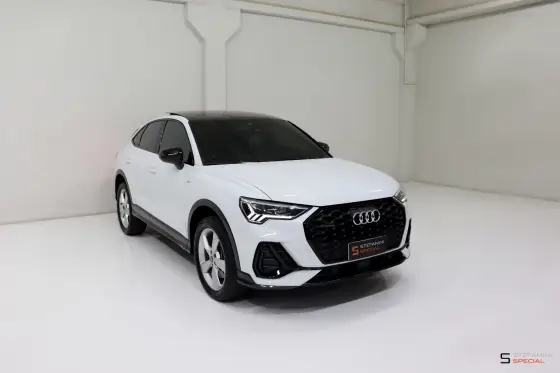 AUDI Q3 2.0 40 TFSI GASOLINA SPORTBACK PERFORMANCE BLACK QUATTRO TIPTRONIC
