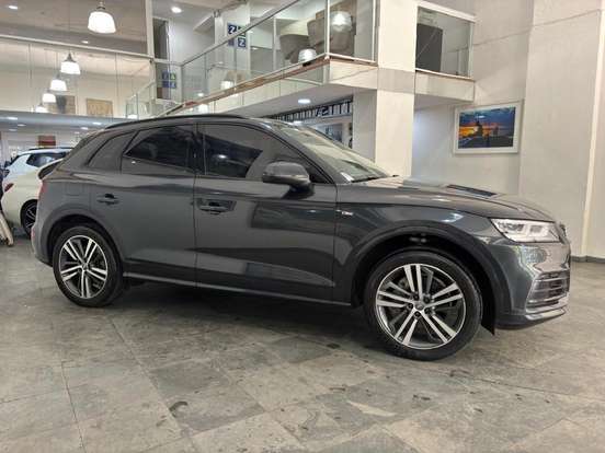 AUDI-Q5-2.0 TFSI GASOLINA S-LINE S TRONIC AUDI-Q5-2019
