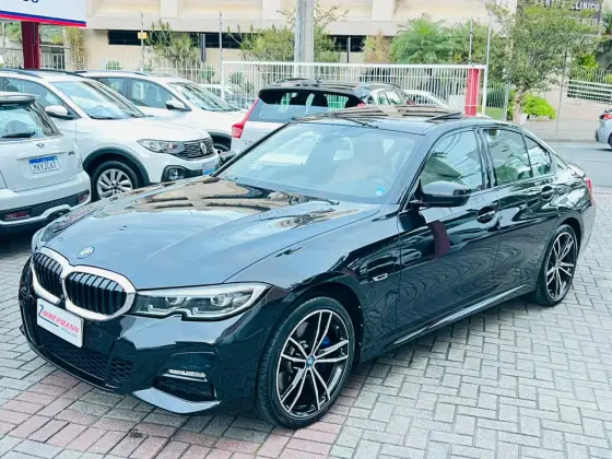 BMW 330e 2.0 16V TURBO HÍBRIDO M SPORT AUTOMÁTICO