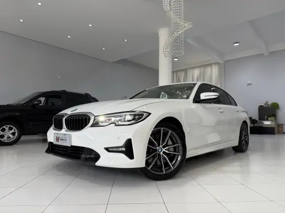 BMW 330i 2.0 16V TURBO GASOLINA SPORT AUTOMÁTICO