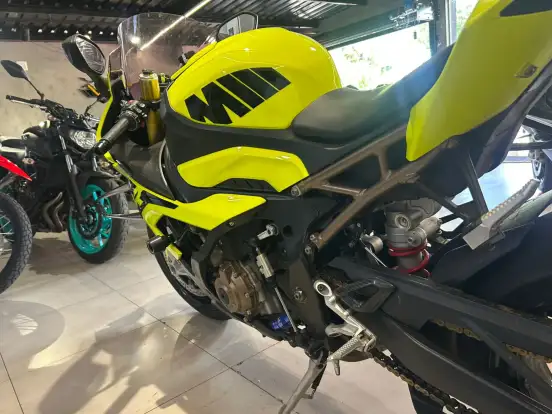 BMW-S 1000 RR-2020