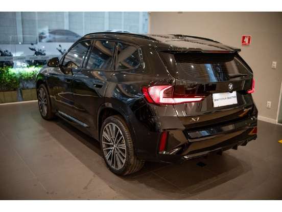 BMW-X1-2024