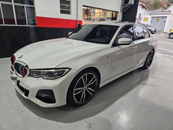 BMW 320i 2.0 16V TURBO GASOLINA M SPORT AUTOMÁTICO