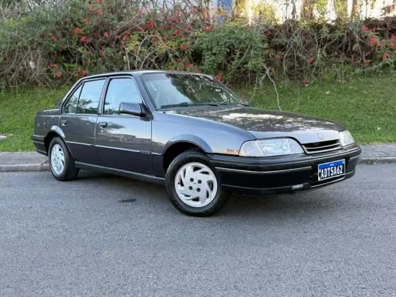 CHEVROLET MONZA 2.0 EFI CLASS 8V GASOLINA 4P MANUAL