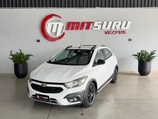 CHEVROLET-ONIX-1.4 MPFI LT 8V FLEX 4P AUTOMÁTICO CHEVROLET-ONIX-2018