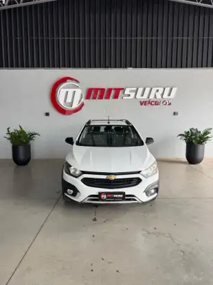 CHEVROLET-ONIX-2018
