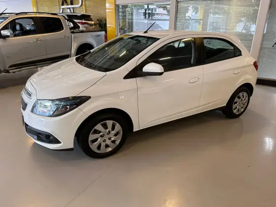CHEVROLET ONIX 1.4 MPFI LT 8V FLEX 4P MANUAL