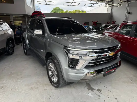 CHEVROLET S10 2.8 16V TURBO DIESEL HIGH COUNTRY CD 4X4 AUTOMÁTICO