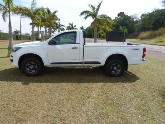 CHEVROLET S10 2.8 LS 4X4 CS 16V TURBO DIESEL 2P MANUAL
