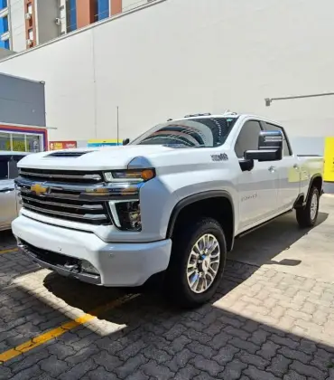CHEVROLET SILVERADO 6.6 V8 DURAMAX DIESEL 2500HD CHASSI 4WD AUTOMÁTICO