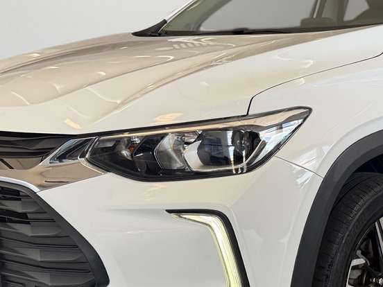 CHEVROLET-TRACKER-2021