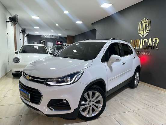 CHEVROLET-TRACKER-2019