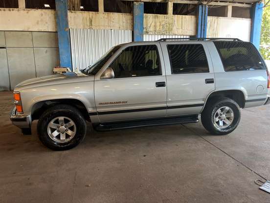 CHEVROLET-GRAND BLAZER-4.1 MPFI DLX 4X2 18V GASOLINA 4P MANUAL CHEVROLET-GRAND BLAZER-1999