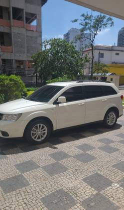 DODGE JOURNEY 3.6 SXT V6 GASOLINA 4P AUTOMÁTICO