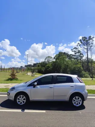 FIAT PUNTO 1.4 ATTRACTIVE 8V FLEX 4P MANUAL