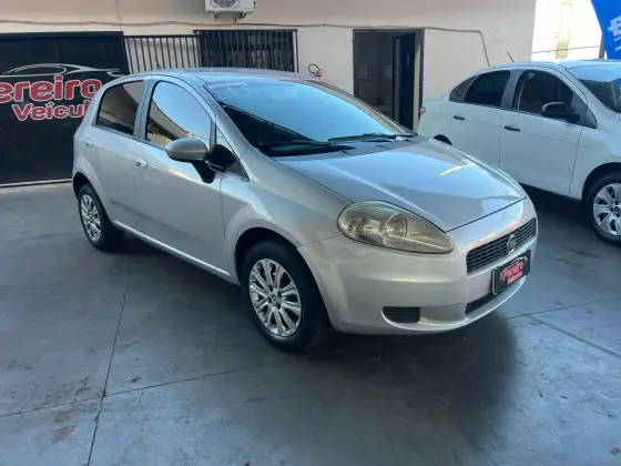 FIAT PUNTO 1.4 ATTRACTIVE 8V FLEX 4P MANUAL