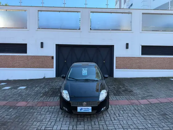 FIAT PUNTO 1.6 ESSENCE 16V FLEX 4P MANUAL