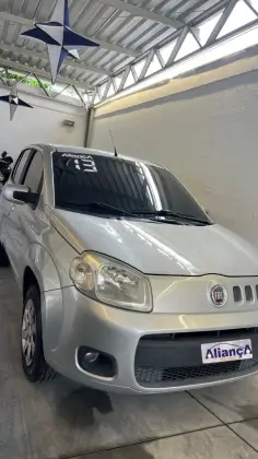 FIAT UNO 1.0 EVO VIVACE 8V FLEX 4P MANUAL