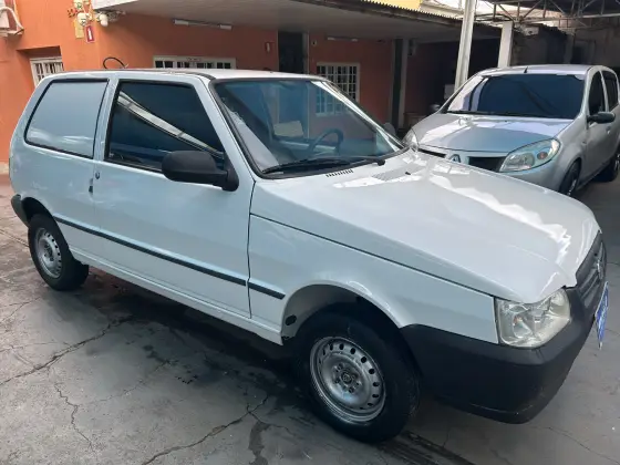 FIAT UNO 1.3 MPI FURGÃO 8V FLEX 2P MANUAL