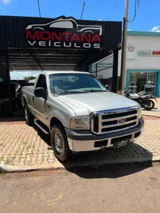 FORD F-250 3.9 XLT 4X2 CS DIESEL 2P MANUAL