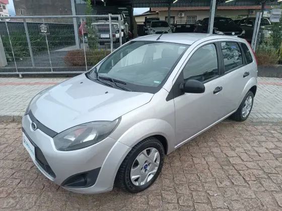 FORD FIESTA 1.0 ROCAM HATCH 8V FLEX 4P MANUAL
